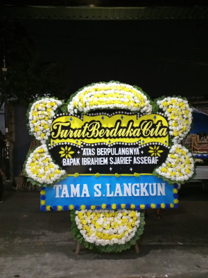 Papan Bunga Duka di Urug