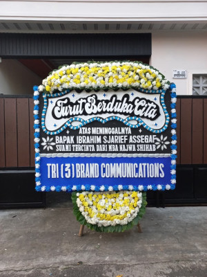 Papan Bunga Duka di Urug